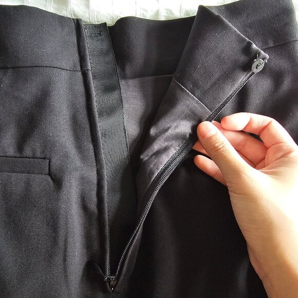 H&M Pencil Skirt - Black - Sz US 6 - Picture 5 of 7